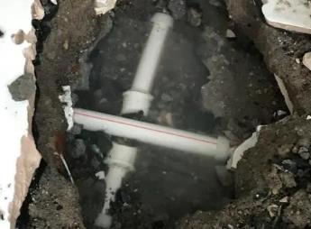 建水阳台漏水维修公司为您分享楼上楼下漏水怎么处理